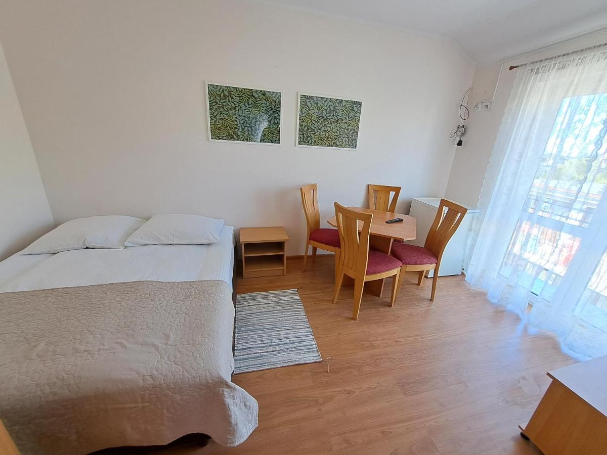 Twoja Przystan Rodzinna Jastrzębia Góra Exterior foto